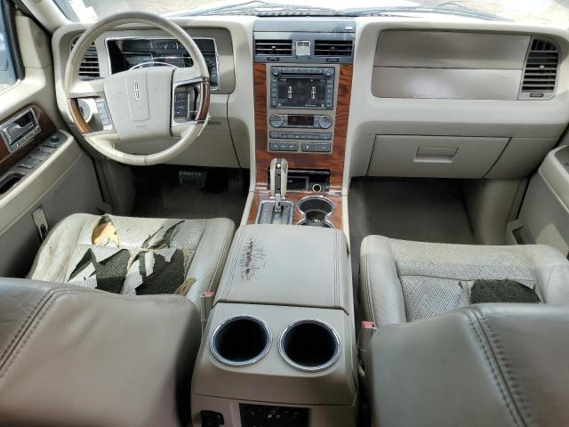 5LMJJ2H52CEL04542 - 2012 LINCOLN NAVIGATOR SILVER photo 8