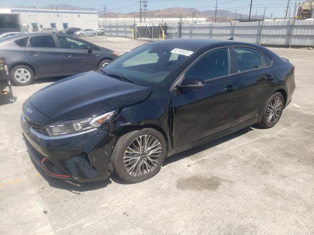 3KPF54AD4PE524645 - 2023 KIA FORTE GT LINE BLACK photo 1