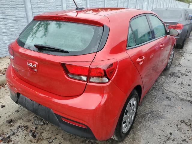 3KPA25AD8NE482602 - 2022 KIA RIO S RED photo 4