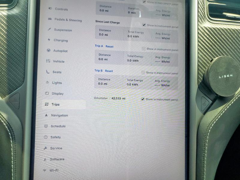 5YJXCBE43JF126966 - 2018 TESLA MODEL X Argent photo 9