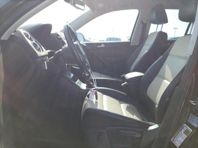 WVGAV7AX6GW577452 - 2016 VOLKSWAGEN TIGUAN S შავი ფოტო 7