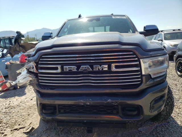 3C63R3EL9KG614557 - 2019 RAM 3500 LARAMIE GRAY photo 5