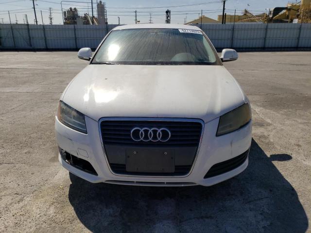 WAUHE78P89A122527 - 2009 AUDI A3 2.0T WHITE photo 5