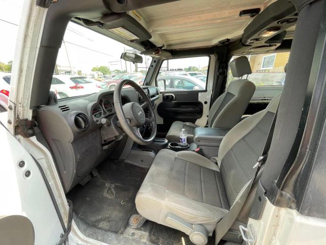 1J4AA2D12AL201103 - 2010 JEEP WRANGLER SPORT WHITE photo 5