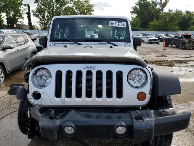 1C4AJWAG4CL253468 - 2012 JEEP WRANGLER SPORT SILVER photo 5