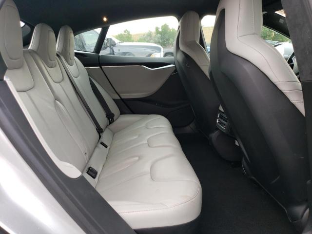 5YJSA1E20GF150014 - 2016 TESLA MODEL S 银色 照片 10
