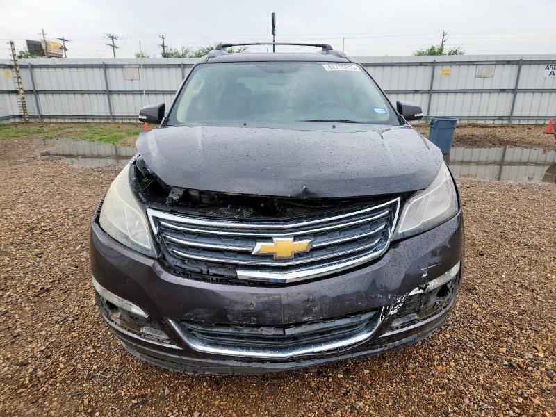 1GNKRGKDXHJ230388 - 2017 CHEVROLET TRAVERSE LT 灰色 照片 5