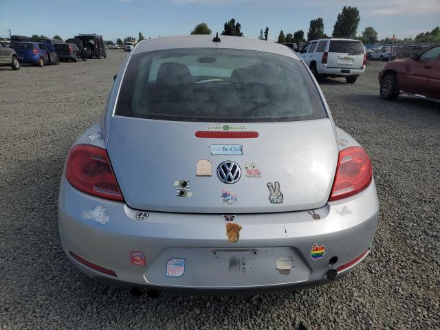 3VWFP7AT9DM660318 - 2013 VOLKSWAGEN BEETLE SILVER photo 6