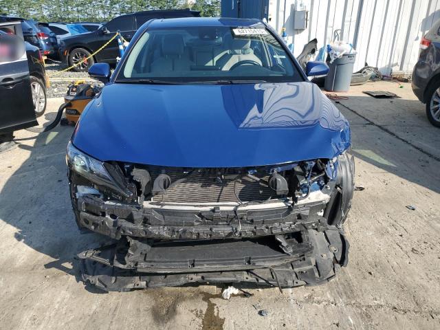 4T1S11AK4PU128347 - 2023 TOYOTA CAMRY SE NIGHT SHADE BLUE photo 5