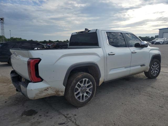5TFMC5DB0RX050788 - 2024 TOYOTA TUNDRA CREWMAX PLATINUM Білий фото 3