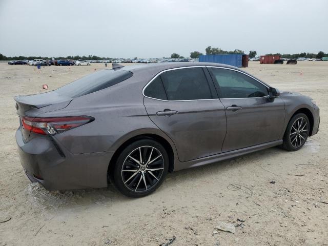 4T1G11AK4RU886200 - 2024 TOYOTA CAMRY SE NIGHT SHADE GRAY photo 3