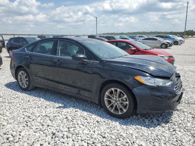 3FA6P0HD0KR186368 - 2019 FORD FUSION SE BLACK photo 4