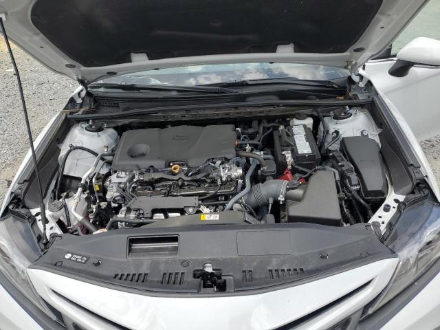 4T1T11AK9RU217354 - 2024 TOYOTA CAMRY SE NIGHT SHADE WHITE photo 11