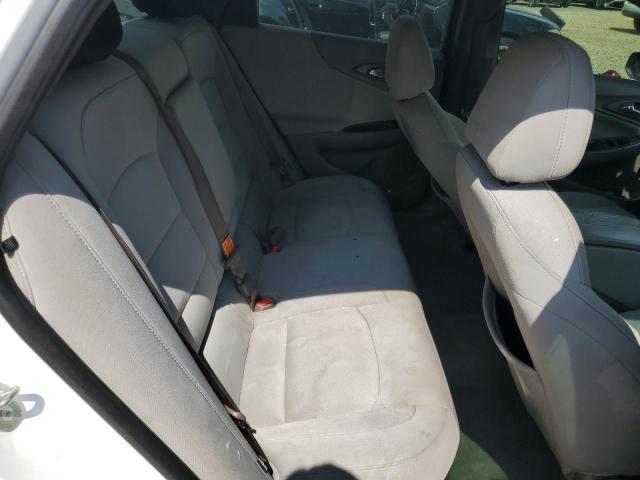 1G1ZD5STXJF128768 - 2018 CHEVROLET MALIBU LT WHITE photo 10