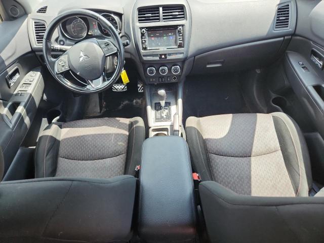 JA4AP3AU8JU016387 - 2018 MITSUBISHI OUTLANDER ES Սև լուսանկար 8