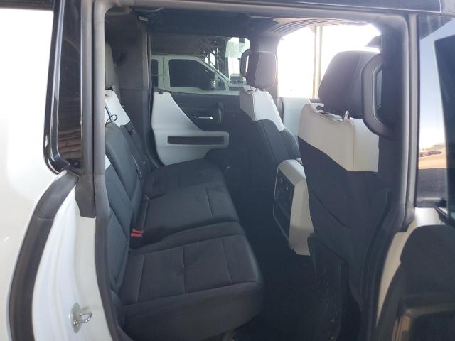 1GT40FDA9NU100685 - 2022 GMC HUMMER PIC EDITION 1 WHITE photo 10