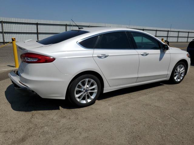 3FA6P0SU0KR233049 - 2019 FORD FUSION TITANIUM WHITE photo 3