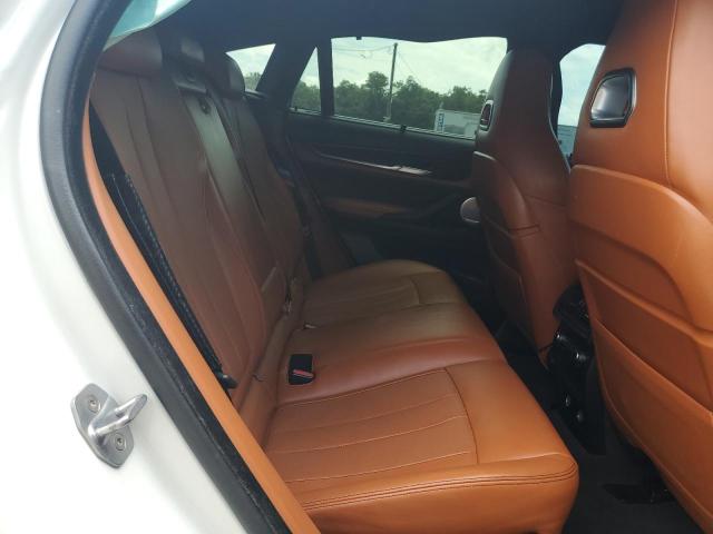 5YMKW8C55K0Y75064 - 2019 BMW X6 M WHITE photo 11
