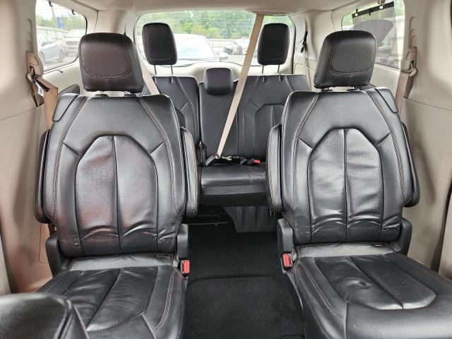 2C4RC1EG1JR154198 - 2018 CHRYSLER PACIFICA TOURING L PLUS GRAY photo 10