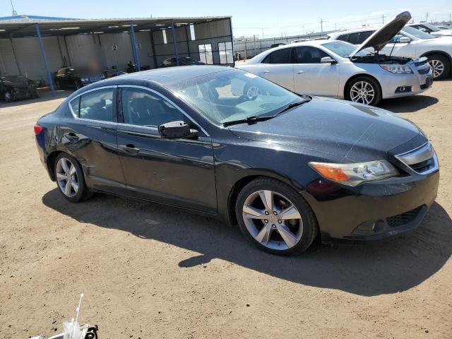 19VDE1F7XDE010232 - 2013 ACURA ILX 20 TECH BLACK photo 4