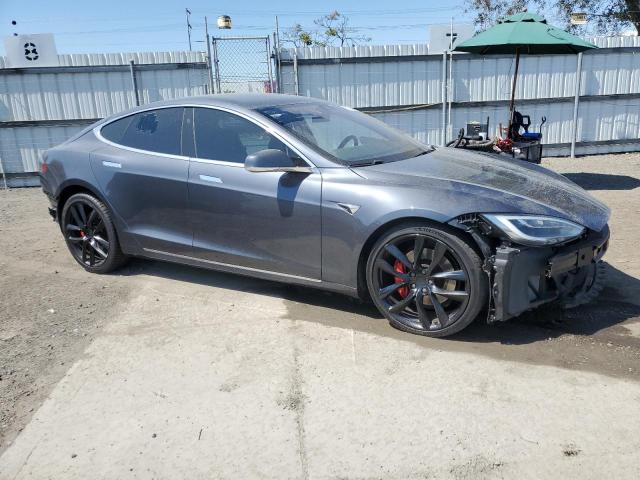 5YJSA1E4XJF273666 - 2018 TESLA MODEL S ნაცრისფერი ფოტო 4