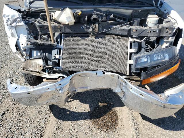 1GCSHAF43C1177531 - 2012 CHEVROLET EXPRESS G1 WHITE photo 11