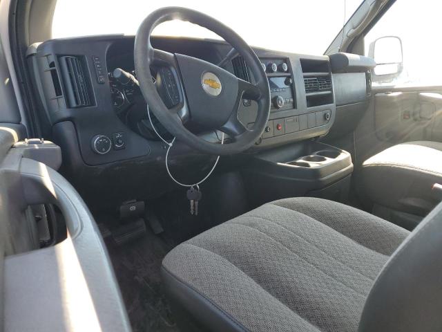 1GCSHAF43C1177531 - 2012 CHEVROLET EXPRESS G1 WHITE photo 8