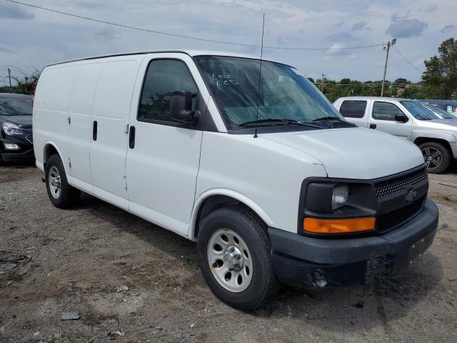 1GCSGAFX4C1108005 - 2012 CHEVROLET EXPRESS G1 WHITE photo 4