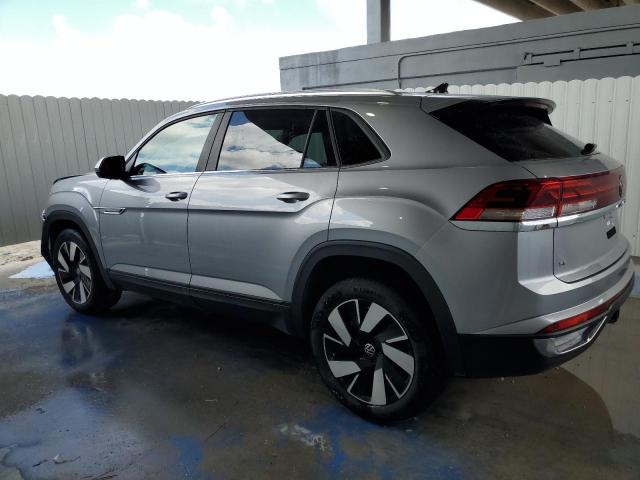 1V2WE2CA1RC225243 - 2024 VOLKSWAGEN ATLAS CROS SE Srebrny zdjęcie 2