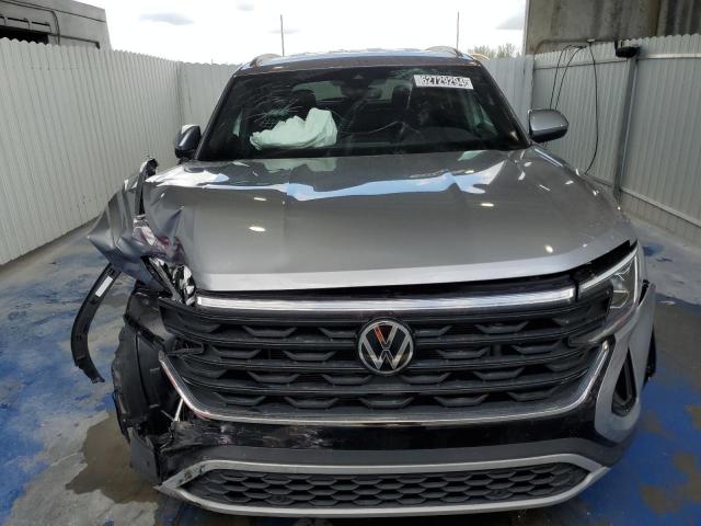 1V2WE2CA1RC225243 - 2024 VOLKSWAGEN ATLAS CROS SE Srebrny zdjęcie 5
