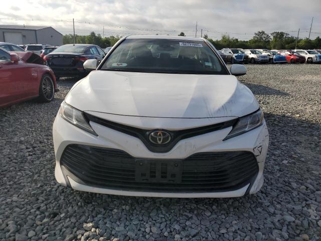 4T1C11AK8LU368449 - 2020 TOYOTA CAMRY LE WHITE photo 5