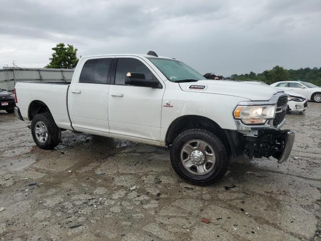 3C6UR5DL6NG247459 - 2022 RAM 2500 BIG HORN/LONE STAR WHITE photo 4