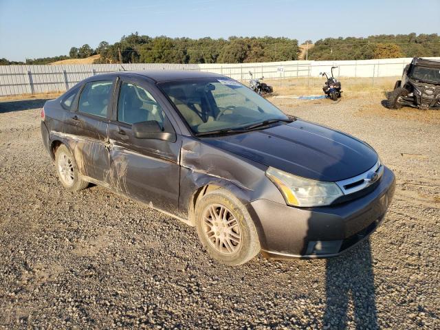 1FAHP3FN3AW236309 - 2010 FORD FOCUS SE GRAY photo 4