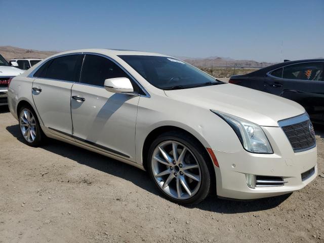 2G61P5S38E9266323 - 2014 CADILLAC XTS PREMIUM COLLECTION WHITE photo 4