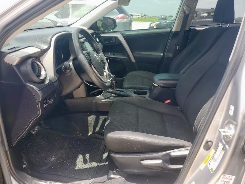 2T3ZFREV7JW421466 - 2018 TOYOTA RAV4 LE SILVER photo 7