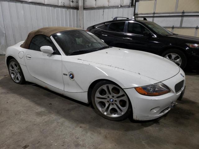 4USBT53483LU04723 - 2003 BMW Z4 3.0 WHITE photo 4