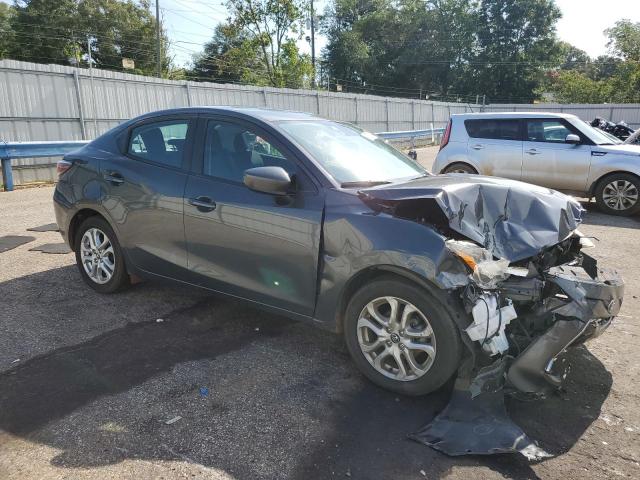 3MYDLBYV7JY316492 - 2018 TOYOTA YARIS IA 灰色 照片 4