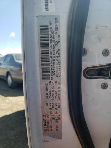 3C6UR5DL3HG678670 - 2017 RAM 2500 SLT WHITE photo 12