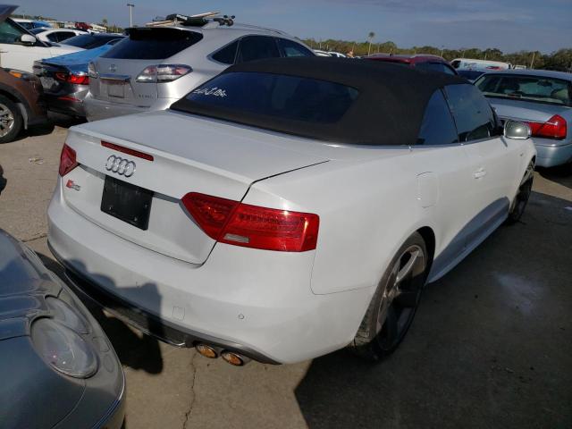 WAUC4AFH9HN003804 - 2017 AUDI S5 WHITE photo 4