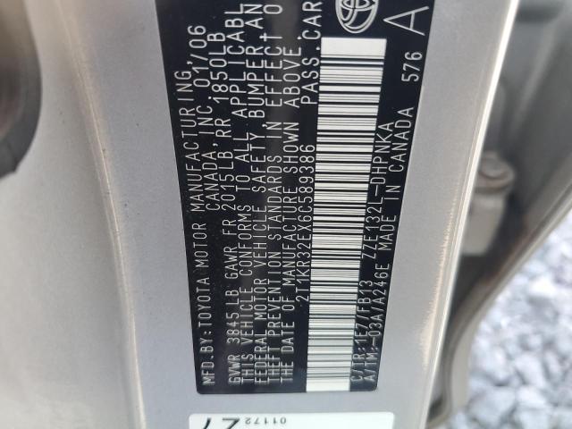 2T1KR32EX6C589386 - 2006 TOYOTA COROLLA MA XR SILVER photo 12