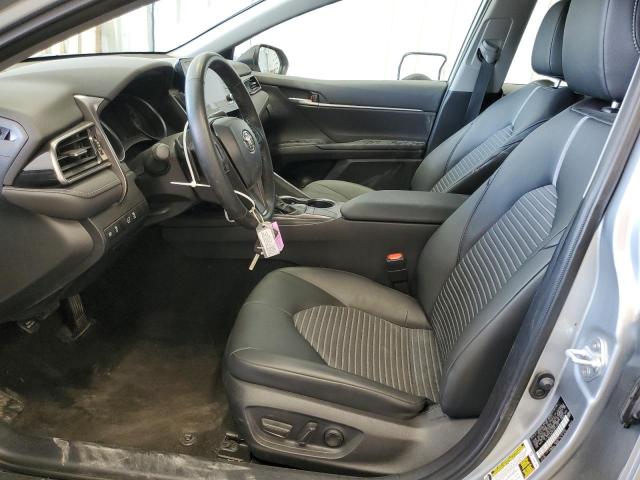 4T1G11AK5PU811325 - 2023 TOYOTA CAMRY SE NIGHT SHADE SILVER photo 7