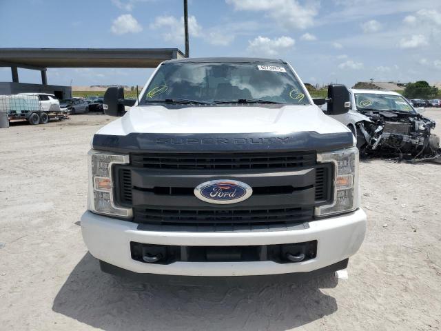 1FT7W2A69KEF09831 - 2019 FORD F250 SUPER DUTY თეთრი ფოტო 5