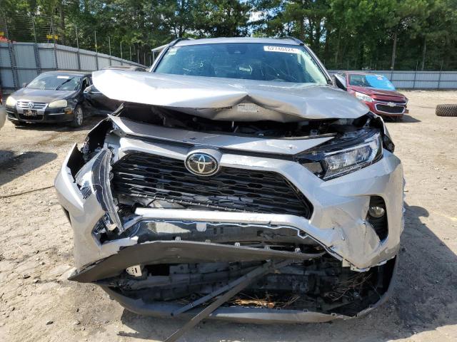 2T3W1RFV4MC116190 - 2021 TOYOTA RAV4 XLE SILVER photo 5