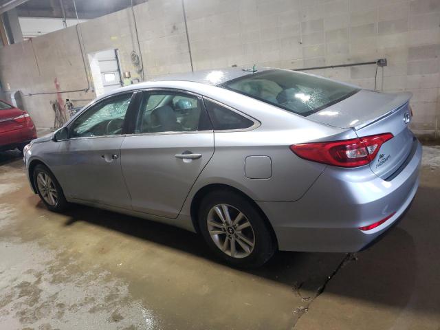 5NPE24AFXHH558267 - 2017 HYUNDAI SONATA SE SILVER photo 2