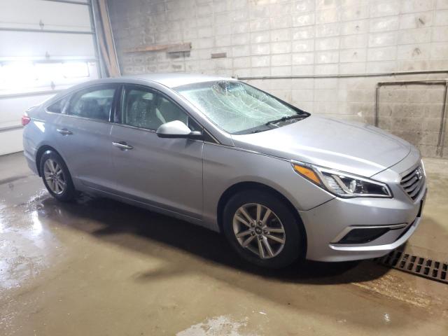 5NPE24AFXHH558267 - 2017 HYUNDAI SONATA SE SILVER photo 4