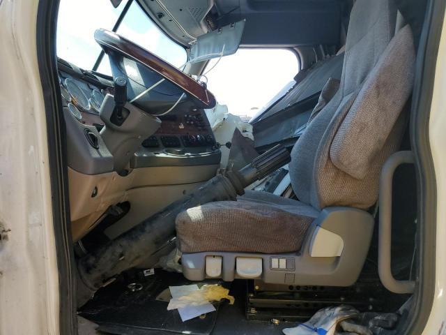 3AKJGLD58GDGZ9303 - 2016 FREIGHTLINER CASCADIA 125 Beyaz fotoğraf 5