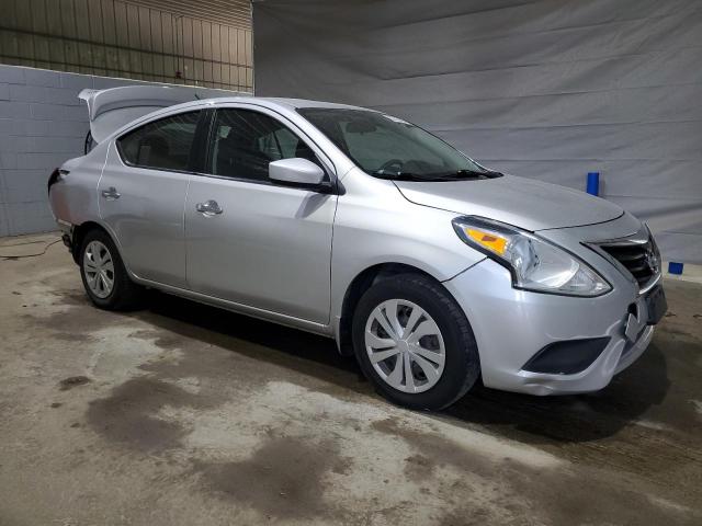 3N1CN7AP2GL826187 - 2016 NISSAN VERSA S SILVER photo 4