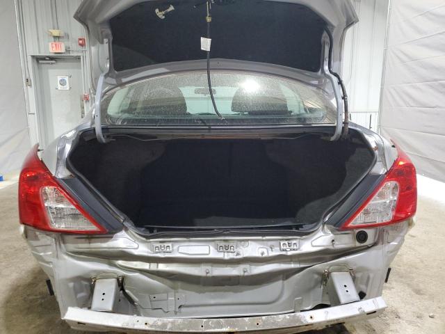 3N1CN7AP2GL826187 - 2016 NISSAN VERSA S SILVER photo 6