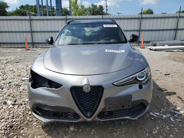 ZASPAKBN6M7D02820 - 2021 ALFA ROMEO STELVIO TI GRAY photo 5