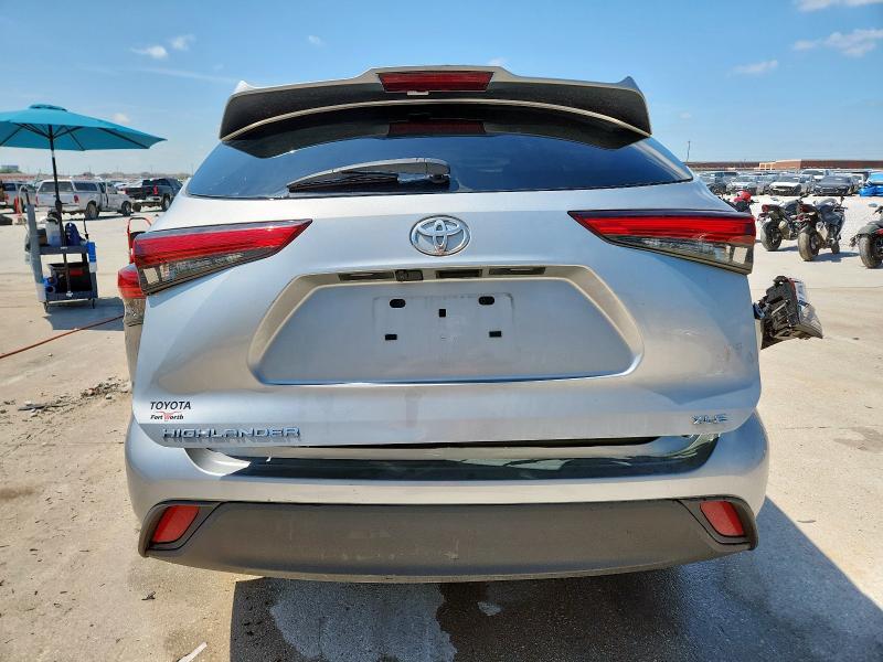 5TDGZRAH1LS504605 - 2020 TOYOTA HIGHLANDER XLE SILVER photo 6